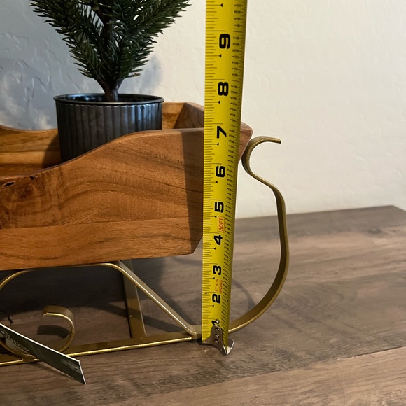 NEW Wooden Santa Sleigh with Gold Metal Accents Made in India Evergreen Grove - Picture 9 of 15